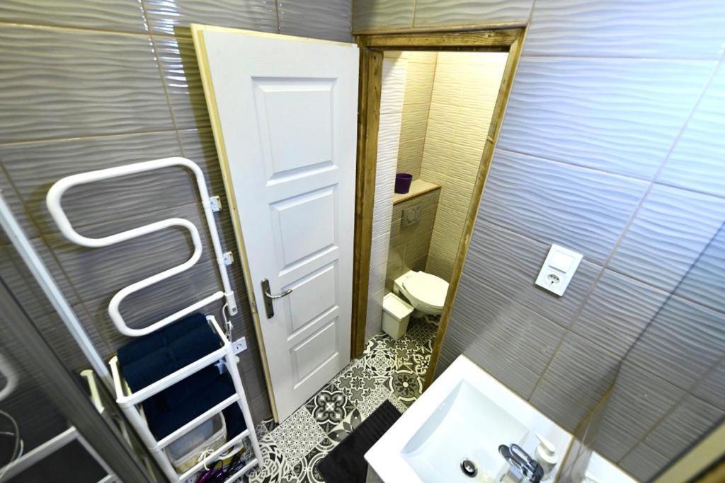 Cute Gallery Apartment Close To The Basilica, Queen Budapest Exteriör bild